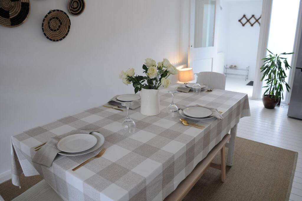 Light Filled Mid- Century 3 Bed Cottage In Dulwich London Exteriör bild